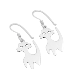PES1011- Silver Plain Cat Dangle Earrings