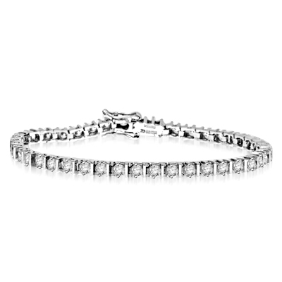 14K Solid White Gold 7" bracelet with striking bar design and 40 Diamond Essence stones, 4.2 cts. t.w., with safety clasp.