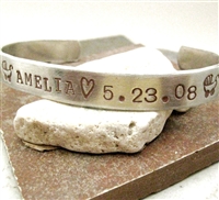 Personalized New Baby Bracelet for Mom