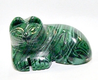 S1-101-10 STONE CAT LAYING IN ARTIFICAL MALACHITE