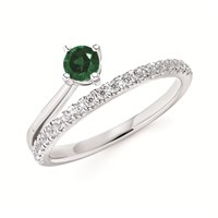 emerald & diamond fashion ring
